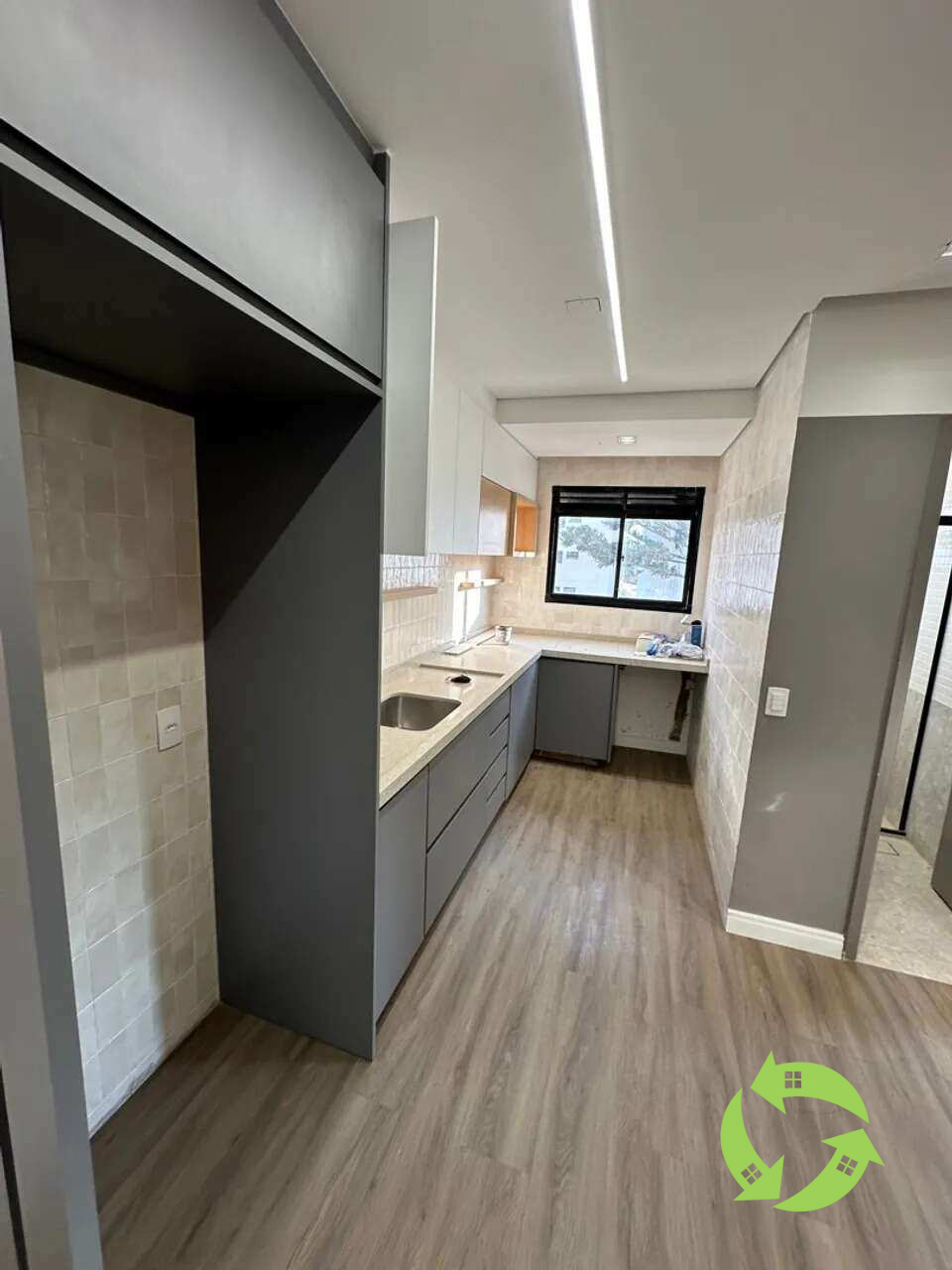 Apartamento à venda, no Village Monte Verde,  em Sorocaba, Jardim Gutierres, com 2 quartos, 47m² - AREA BROKERS NEGÓCIOS IMOBILIÁRIOS