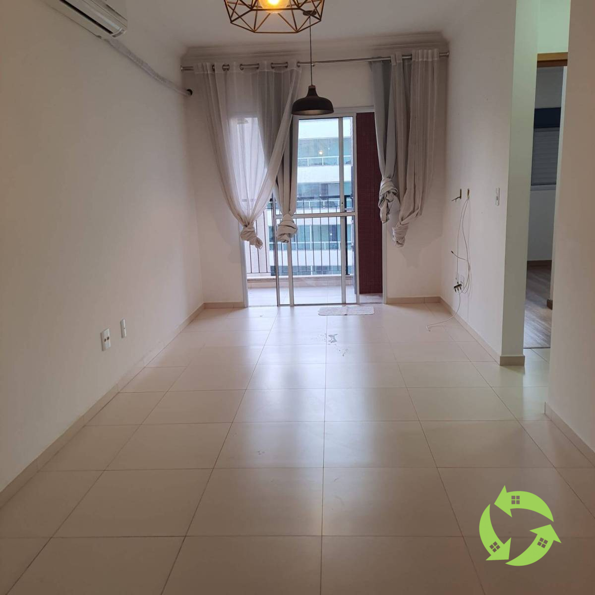 Apartamento à venda, no Condomínio Aquarela Campolim Residencial,  em Sorocaba, Parque Campolim, com 2 quartos, 63m² - AREA BROKERS NEGÓCIOS IMOBILIÁRIOS
