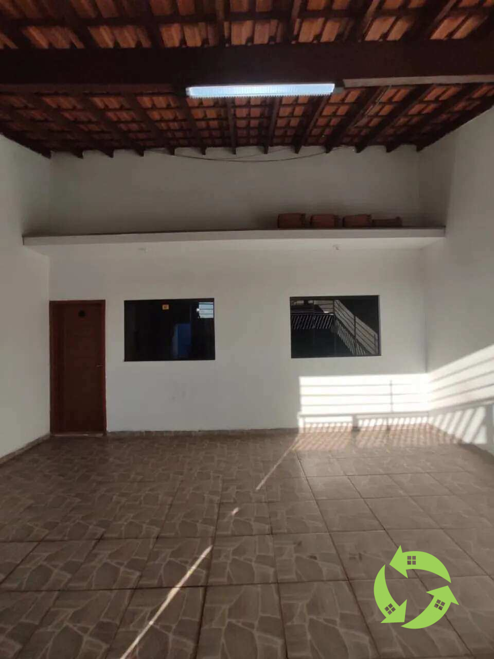 Casa à venda em Sorocaba, Parque São Bento, com 2 quartos, 60m² - AREA BROKERS NEGÓCIOS IMOBILIÁRIOS
