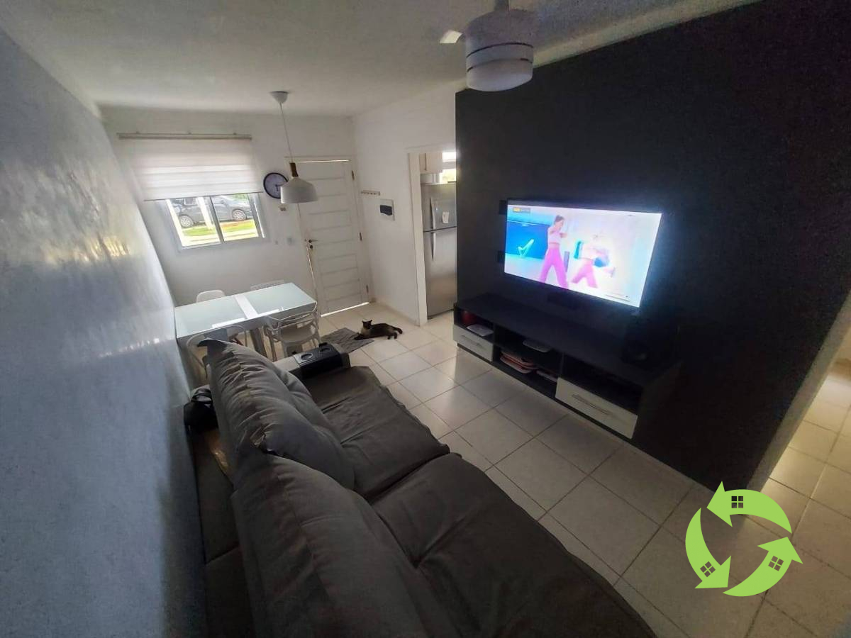 Casa de condomínio à venda, no Condomínio Residencial Lisboa,  em Sorocaba, Conjunto Habitacional Júlio de Mesquita Filho, com 2 quartos, 65m² - AREA BROKERS NEGÓCIOS IMOBILIÁRIOS