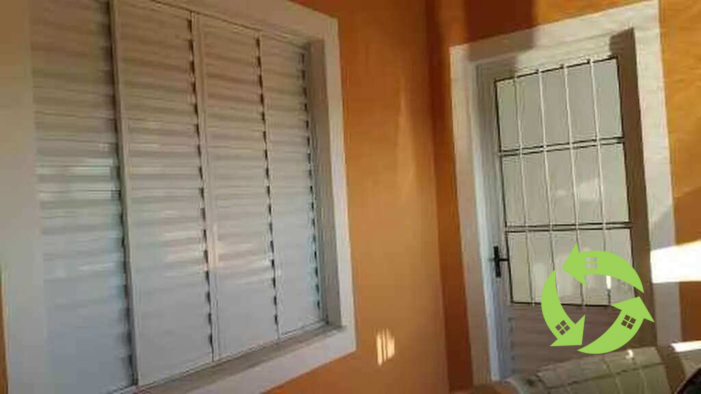 Casa de condomínio à venda, no Jardim Rodrigo,  em Sorocaba, Lopes de Oliveira, com 2 quartos, 51,12m² - AREA BROKERS NEGÓCIOS IMOBILIÁRIOS