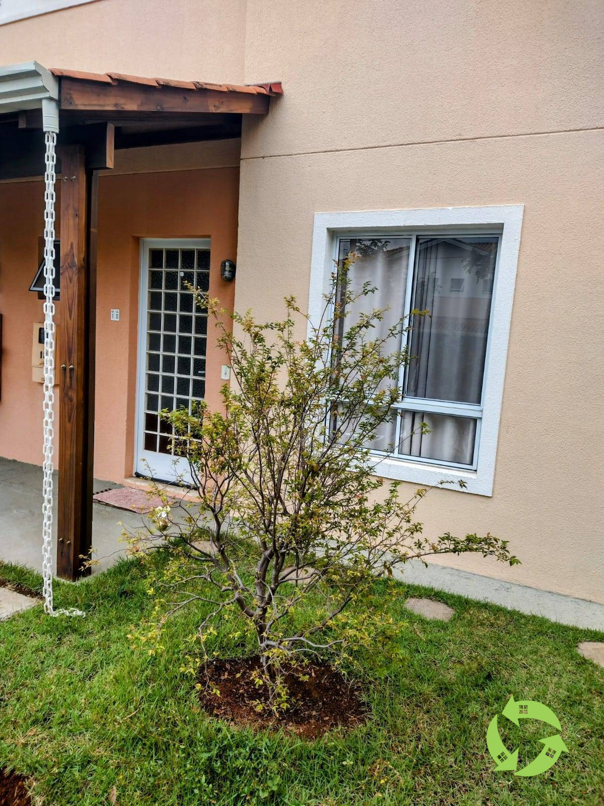 Casa de condomínio à venda, no Villa Flora Residencial,  em Votorantim, Chácaras Residenciais Santa Maria, com 3 quartos, 114m² - AREA BROKERS NEGÓCIOS IMOBILIÁRIOS