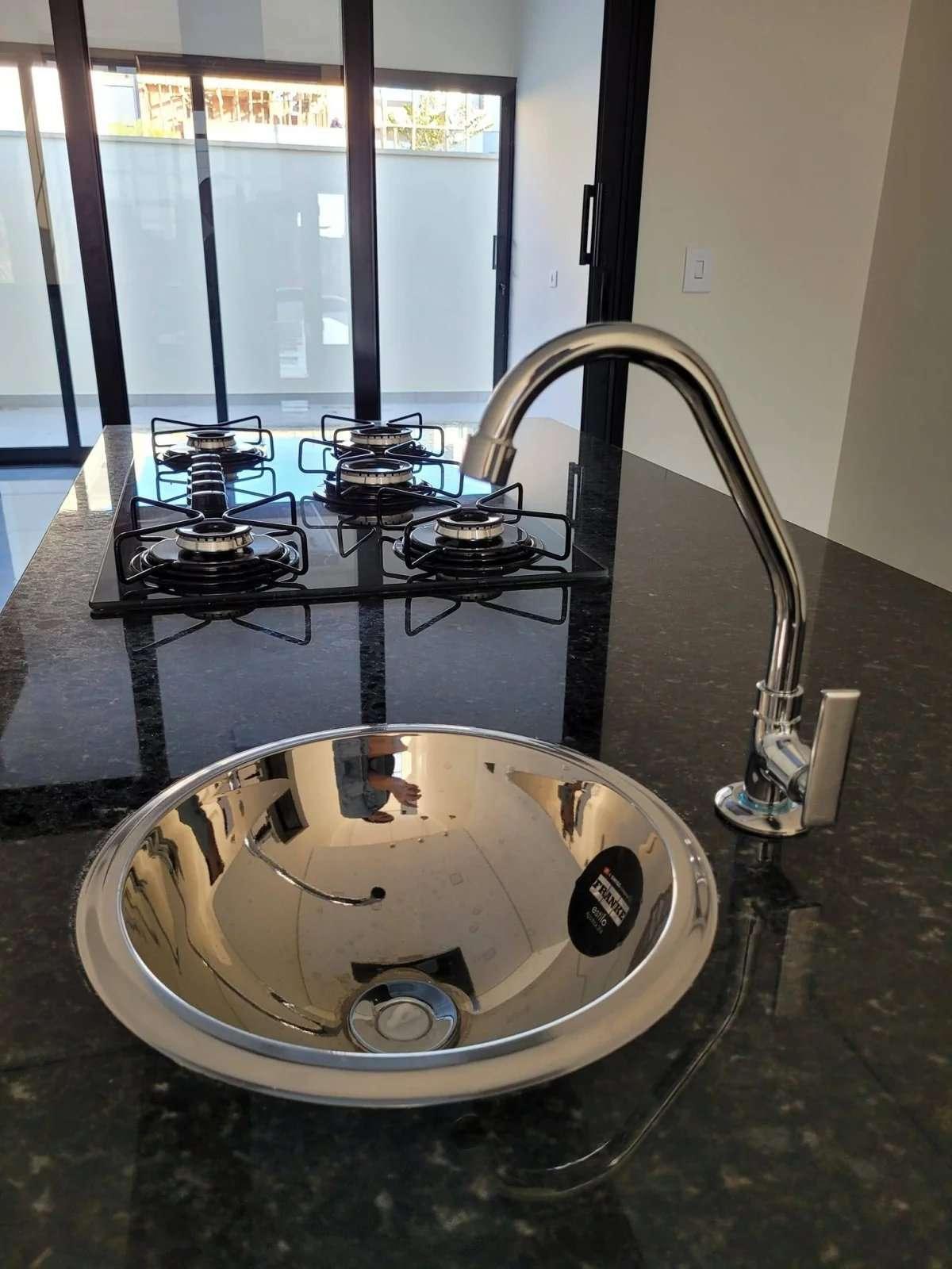 Casa de condomínio com 3 quartos, 156m², à venda em Condomínio Campos do Conde - AREA BROKERS NEGÓCIOS IMOBILIÁRIOS