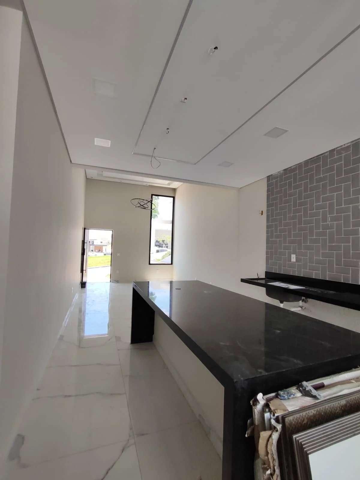 Casa de condomínio com 3 quartos, 140m², à venda em Condomínio Campos do Conde - AREA BROKERS NEGÓCIOS IMOBILIÁRIOS