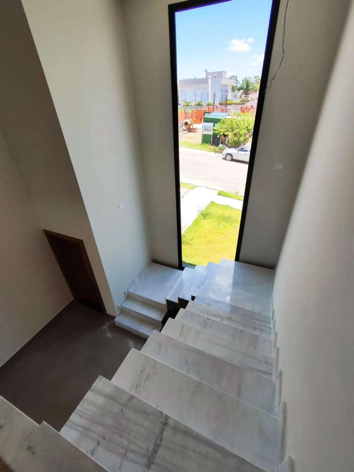 Casa de condomínio com 4 quartos, 245m², à venda em Condomínio Campos do Conde. - AREA BROKERS NEGÓCIOS IMOBILIÁRIOS