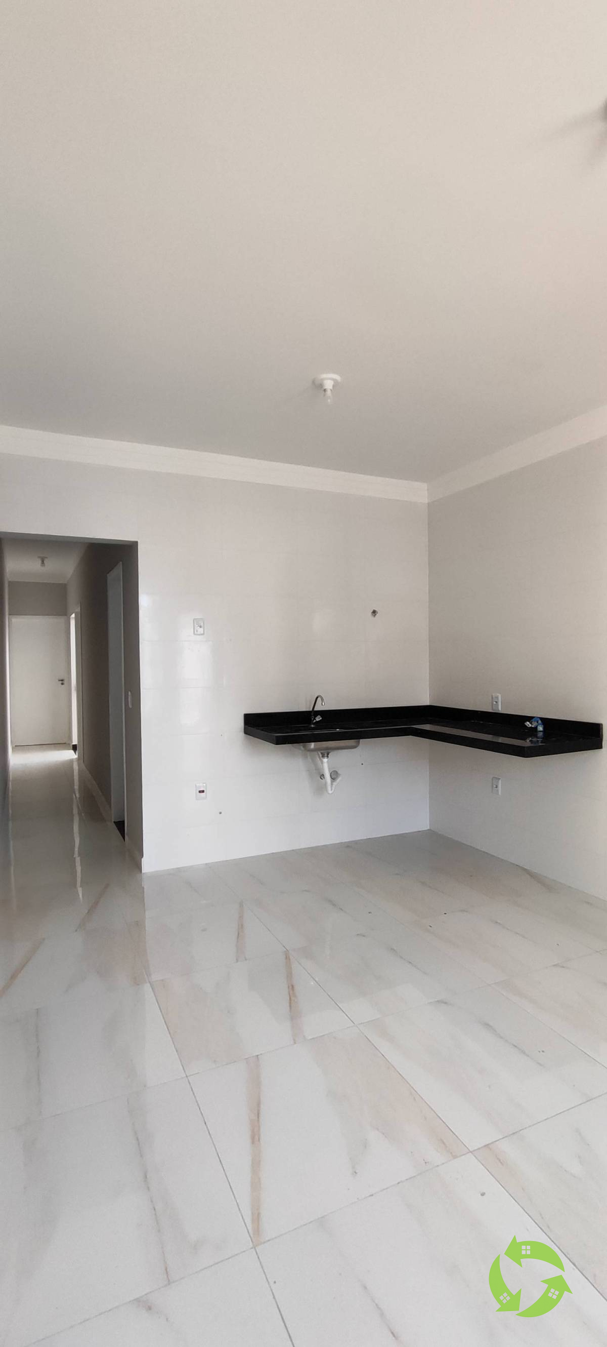 Casa geminada à venda em Sorocaba, Residencial Jardim Nathália, com 2 quartos, 51m² - AREA BROKERS NEGÓCIOS IMOBILIÁRIOS