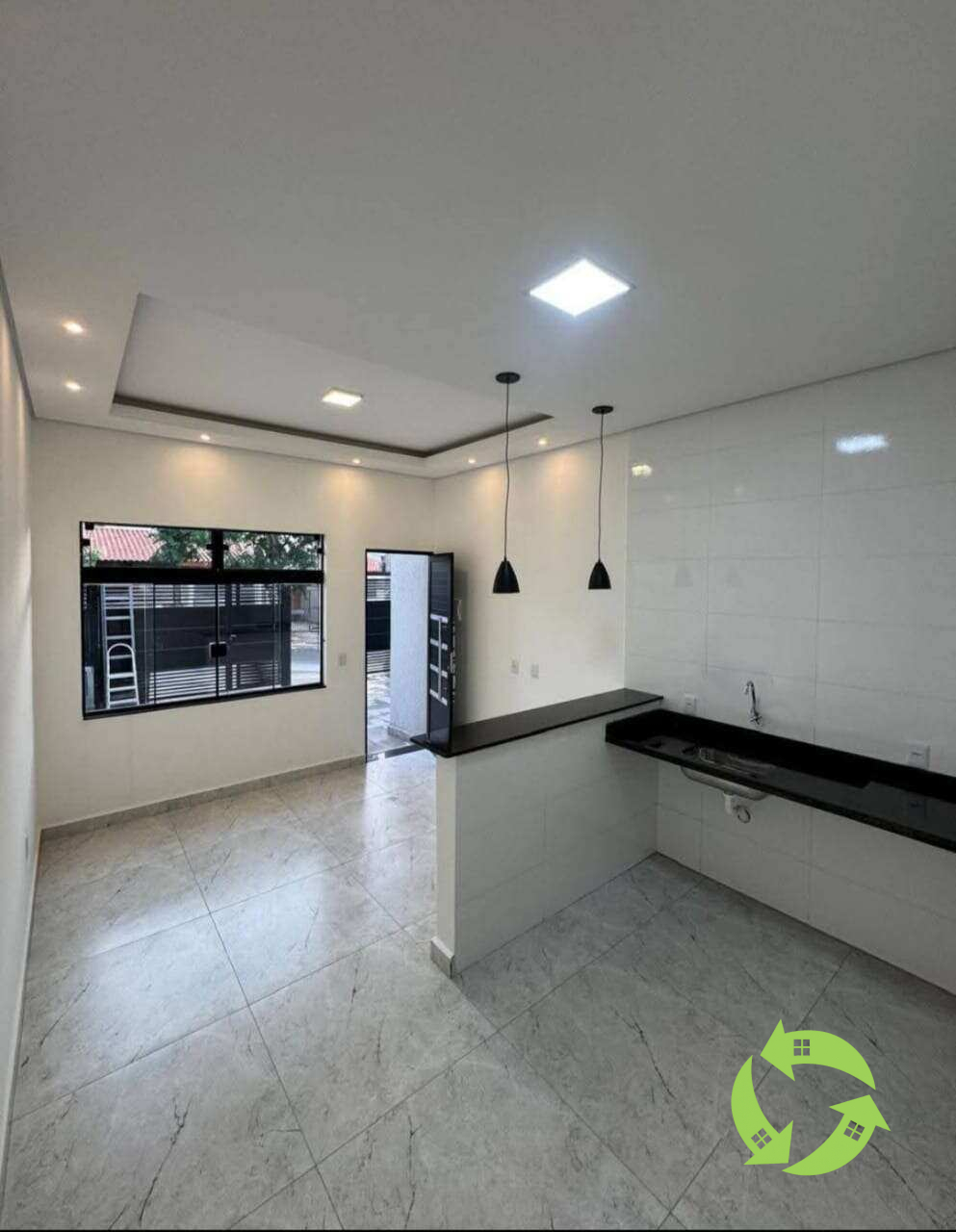 Casa geminada à venda em Sorocaba, Jardim Santa Madre Paulina, com 2 quartos, 57m² - AREA BROKERS NEGÓCIOS IMOBILIÁRIOS