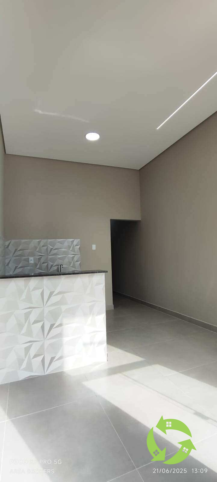 Casa geminada à venda em Sorocaba, Jardim Santa Marta, com 2 quartos, 51m² - AREA BROKERS NEGÓCIOS IMOBILIÁRIOS