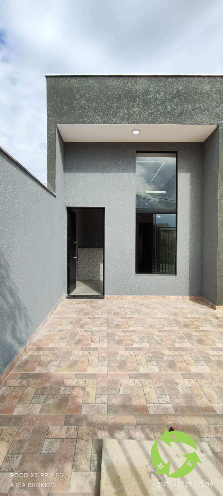 Casa geminada à venda em Sorocaba, Jardim Santa Marta, com 2 quartos, 51m² - AREA BROKERS NEGÓCIOS IMOBILIÁRIOS