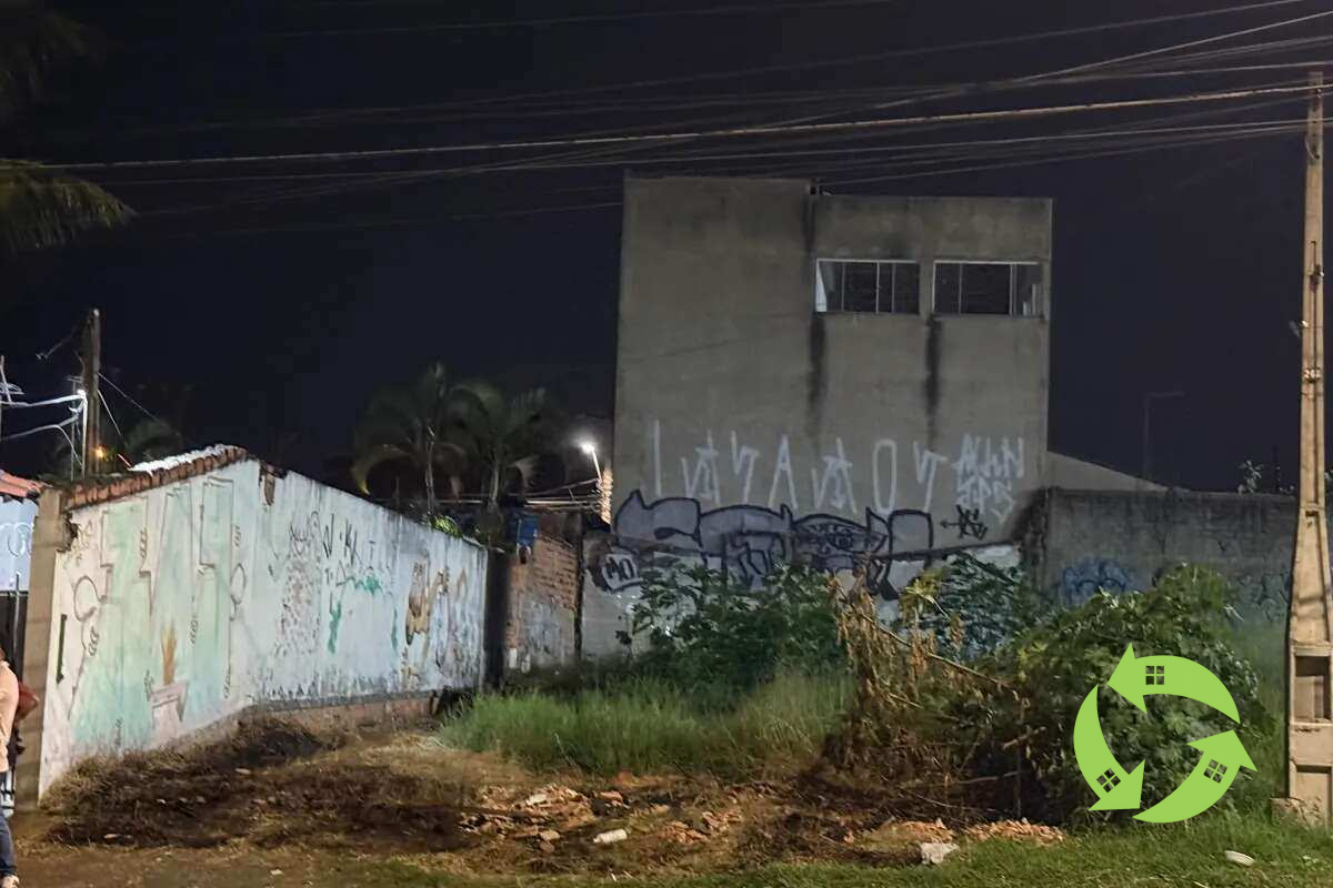 Terreno à venda em Sorocaba, Vila Aeroporto, 300m² - AREA BROKERS NEGÓCIOS IMOBILIÁRIOS